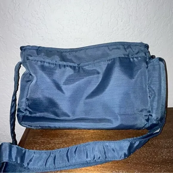 Lug Wings Crossbody Purse Bag - Picture 9 of 11